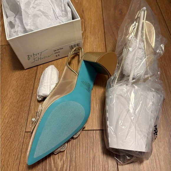 Betsey Johnson Petra heels - Picture 4 of 5